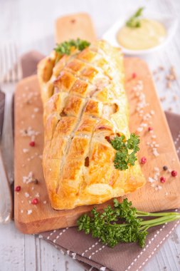 fileto mignon ile pişmiş hamur