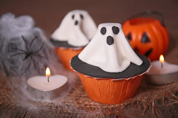 Cupcake di Halloween creativi — Foto Stock