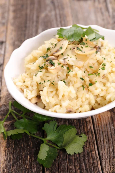 Cremiges Risotto mit Pilzen — Stockfoto