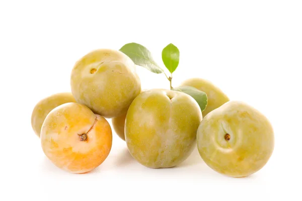 Sweet green plums — Stock Photo, Image