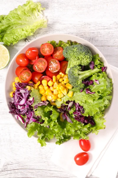 Salada de legumes mista — Fotografia de Stock