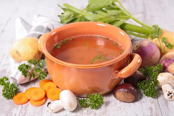 Soup with raw vegetables — Stock Photo, Image