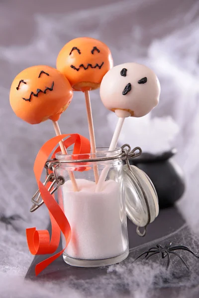 Popcakes, sucettes aux décorations d'Halloween — Photo