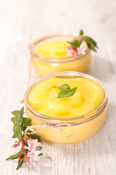 Lemon curd dessert — Stockfoto