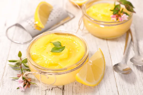 Lemon curd dessert — Stock Photo, Image