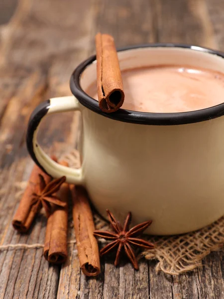Wintermilch und Schokolade — Stockfoto