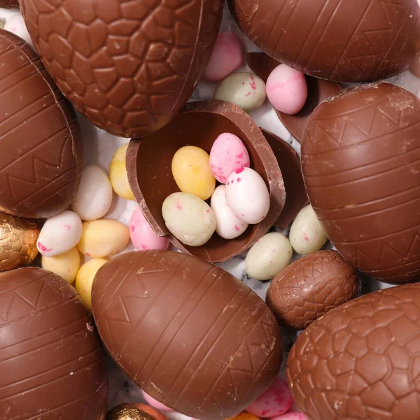 Osterei Schokoladen Und Bonbons — Stockfoto