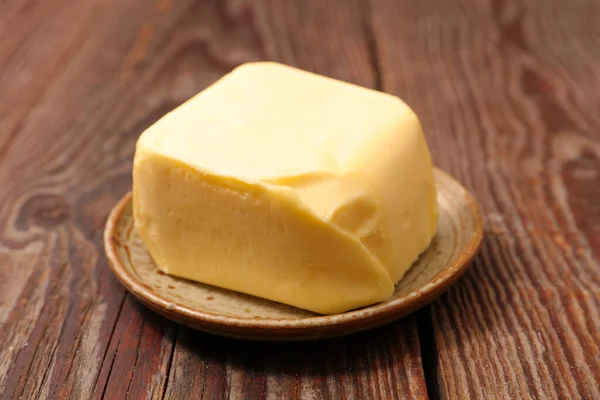 Frische Butter Auf Holz Hintergrund — Stockfoto