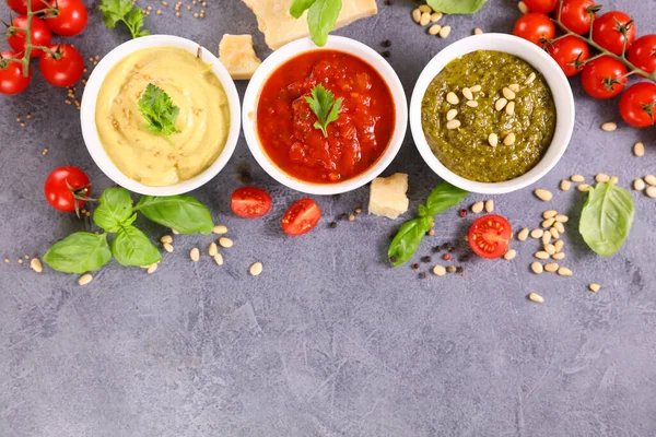 Szósz Paradicsomszósz Pesto Szósz Mustár Gyűjtése — Stock Fotó