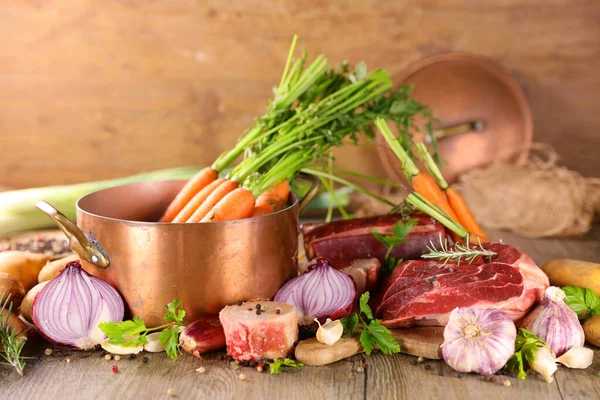 Preparazione Della Tradizionale Pentola Francese Feu Brodo Manzo Zuppa Verdure — Foto Stock