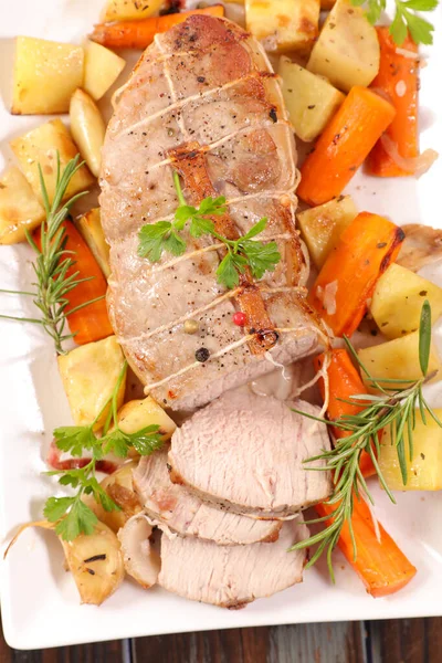 Fette Carne Arrosto Verdure — Foto Stock