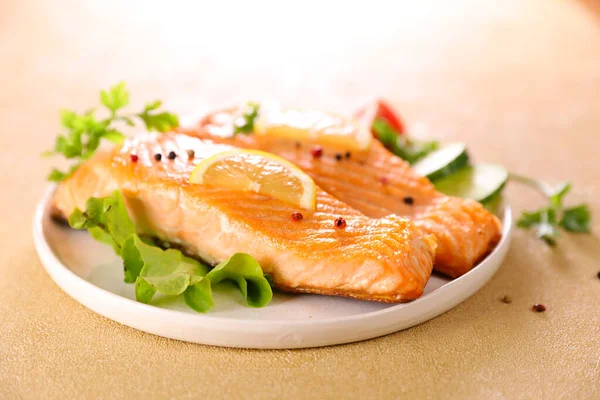 Filetto Pesce Salmone Alla Griglia — Foto Stock