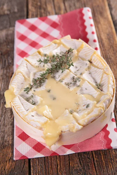 Camembert Rôti Pain Grillé — Photo