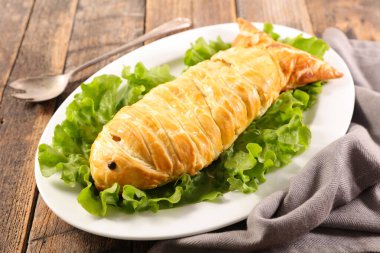 Hamurlu fırında balık Paskalya Günü