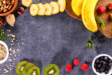 Taze meyve, kahvaltı, tatlı karışımı.