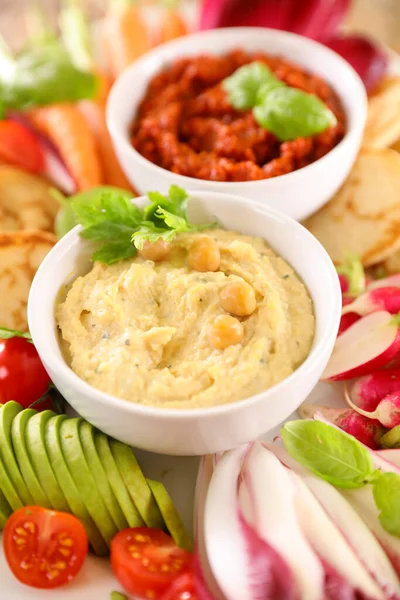 Hummus Dipy Warzywa Zdrowa Przekąska — Zdjęcie stockowe