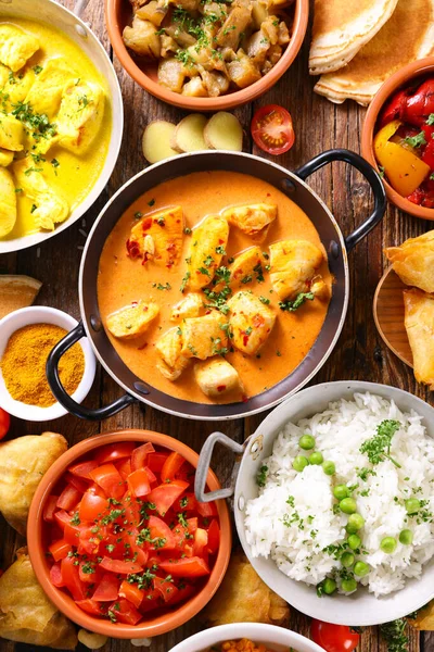 Comida Indiana Variada Naan Frango Caril Lentilha Dhal Arroz — Fotografia de Stock