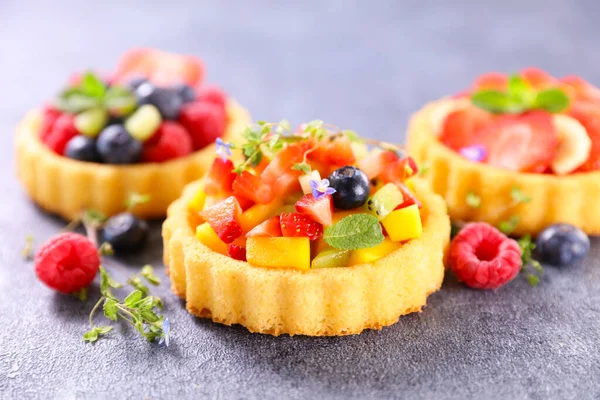 Torta Frutas Com Frutas Frescas — Fotografia de Stock