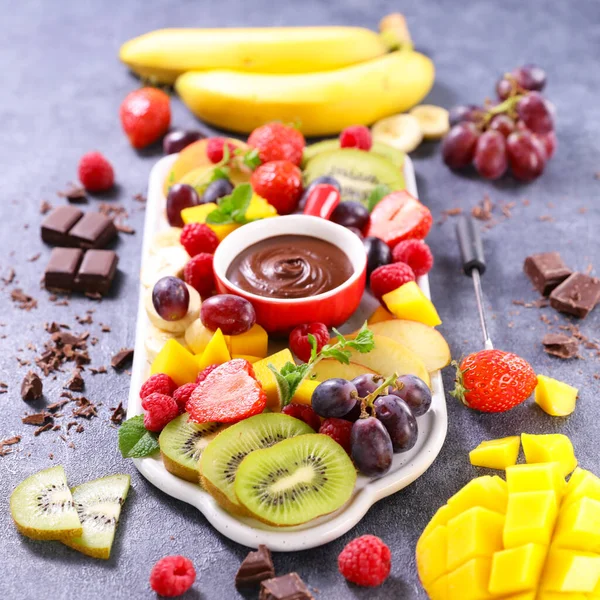 Molho Chocolate Frutas Frescas — Fotografia de Stock