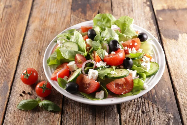 Salada Legumes Com Tomate Pepino Queijo Feta — Fotografia de Stock