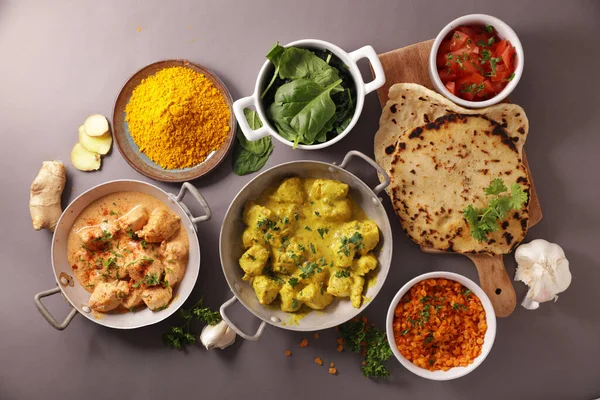 Різноманітний Індійський Вид Зверху Їжу — стокове фото