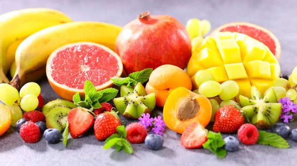 Egészséges Ételek Friss Gyümölcsök Nyári Választék — Stock Fotó