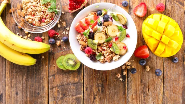 Alimentação Saudável Café Manhã Com Aveia Frutas Frescas — Fotografia de Stock