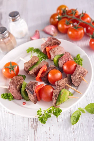 Brochette Boeuf Avec Tomate Poivron — Photo