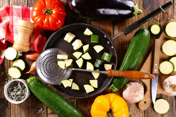 Gemüse Der Pfanne Kochen — Stockfoto