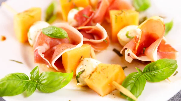 Melon Salad Stick Mozzarella Prosciutto Ham — Stock Photo, Image