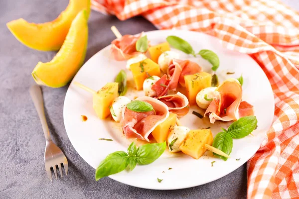 Meloen Salade Stok Met Mozzarella Prosciutto Ham — Stockfoto