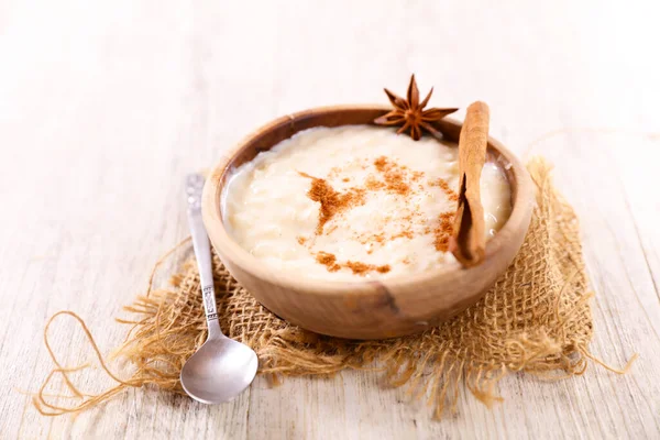 French Milk Rice Dessert Cinnamon Rice Pudding — 图库照片