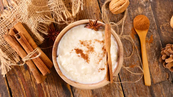 Postre Arroz Con Leche Francesa Con Canela Pudín Arroz — Foto de Stock