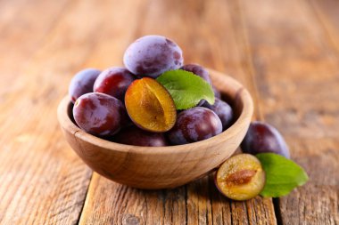 Taze mor reçel ve yaprak