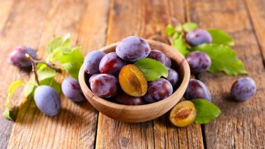 Taze mor reçel ve yaprak