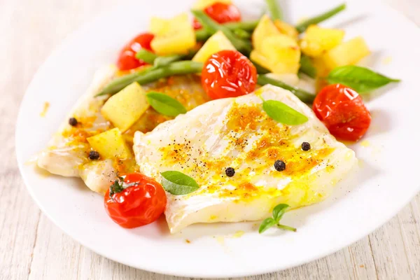 Fish Fillet Vegetables Plate — Stock Photo, Image