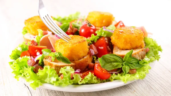 Salada Legumes Misturada Com Queijo Cabra — Fotografia de Stock