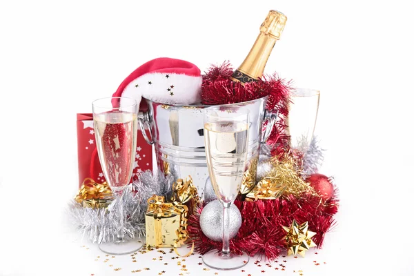 Şampanya ve hediyeler — Stok fotoğraf