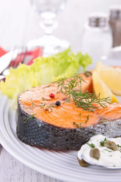 Salmone alla griglia — Foto Stock