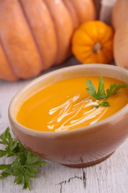 Balkabağı çorbası.