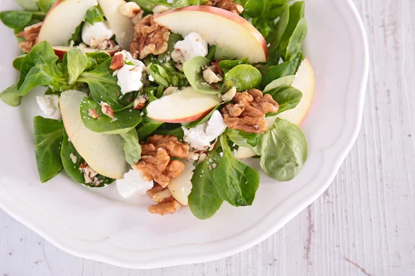 Salad with bread and cheese — Stock Photo, Image