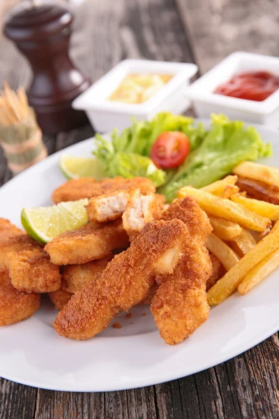 Gebratene Chicken Nuggets — Stockfoto