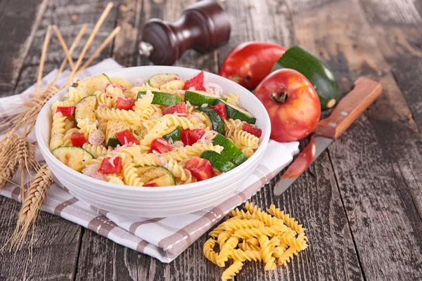 Pasta con verduras — Foto de Stock