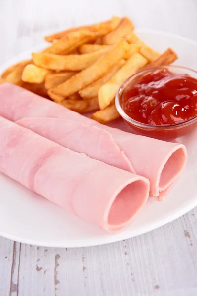 Jamón y papas fritas — Foto de Stock