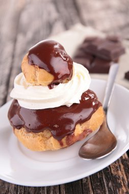 Fransız choux pasta