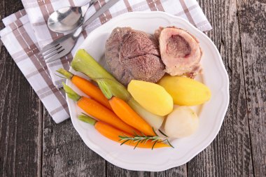 Sebze ve sığır eti