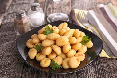 İtalyan gnocchi