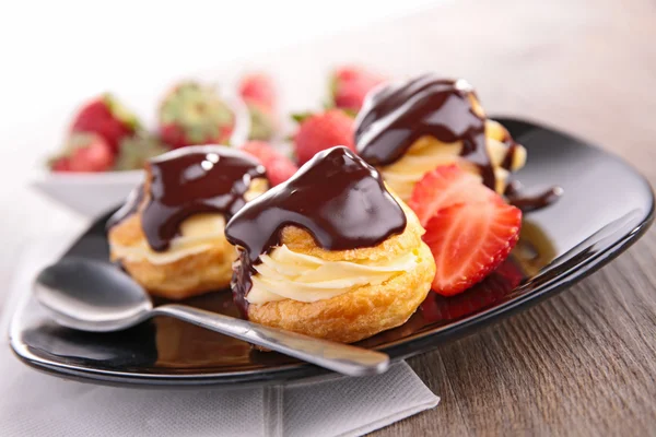 Profiterol — Fotografie, imagine de stoc