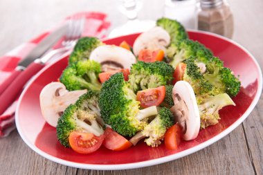 Broccolis salatası
