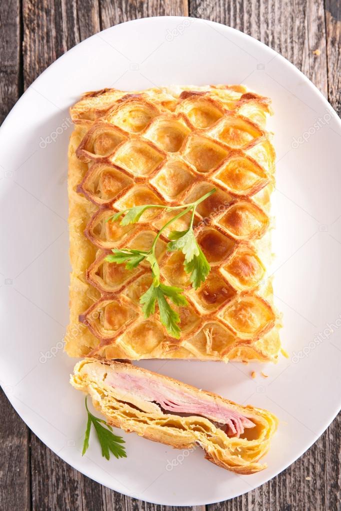 Puff pastry with cheese and bacon